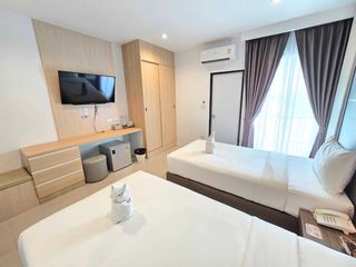 For sale 36 bed hotel in Mueang Phitsanulok, Phitsanulok