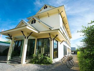 For sale 14 bed hotel in Mueang Sukhothai, Sukhothai