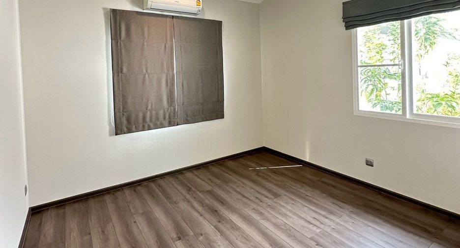 For sale 4 bedrooms house in Bang Bua Thong, Nonthaburi