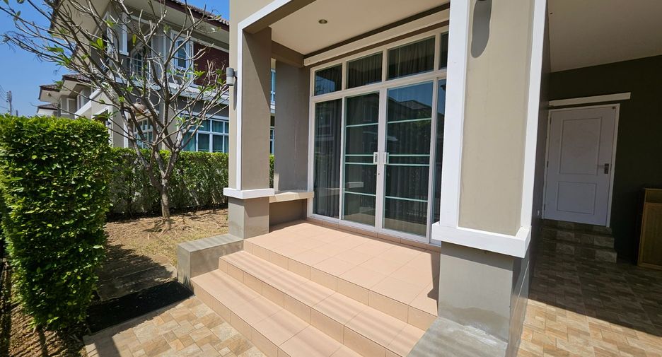 Haus zum Kauf mit 4 Zimmer in San Kamphaeng, Chiang Mai