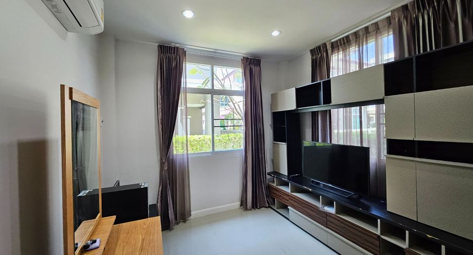 Haus zum Kauf mit 4 Zimmer in San Kamphaeng, Chiang Mai
