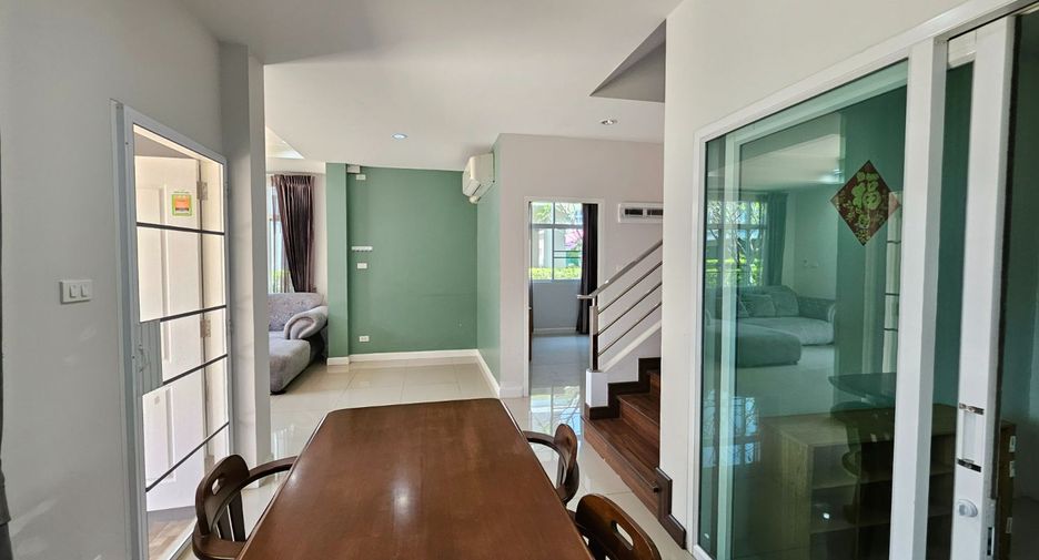 Haus zum Kauf mit 4 Zimmer in San Kamphaeng, Chiang Mai
