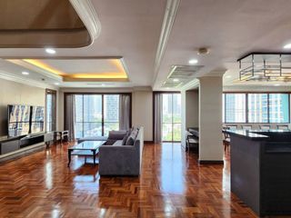 For rent 4 ベッドルーム apartment in Pathum Wan, Bangkok