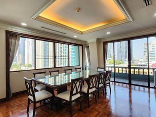 For rent 4 ベッドルーム apartment in Pathum Wan, Bangkok
