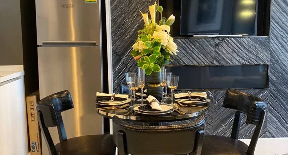 For rent 2 bed condo in Sathon, Bangkok