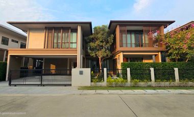 Haus zum Kauf mit 4 Zimmer in Bang Kapi, Bangkok