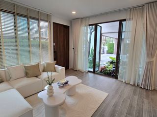 À vendre 4 chambres maison à Bang Kapi, Bangkok