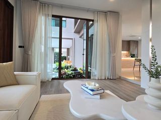 À vendre 4 chambres maison à Bang Kapi, Bangkok