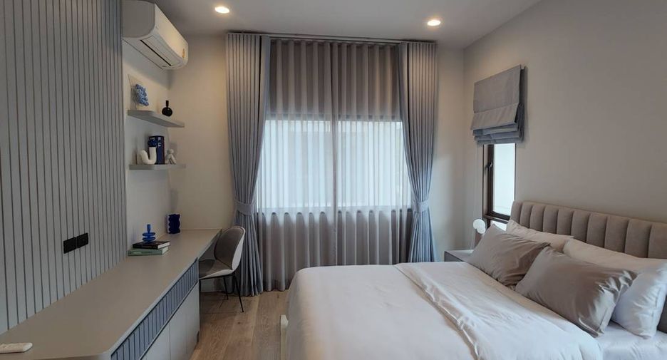 À vendre 4 chambres maison à Bang Kapi, Bangkok