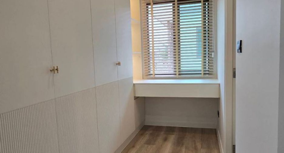 À vendre 4 chambres maison à Bang Kapi, Bangkok