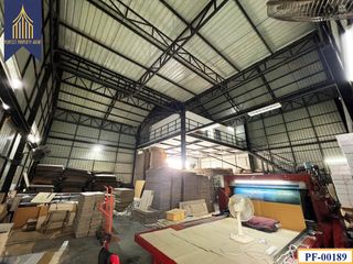 For sale 5 bed warehouse in Mueang Samut Prakan, Samut Prakan