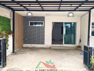 For sale 3 Beds townhouse in Lam Luk Ka, Pathum Thani