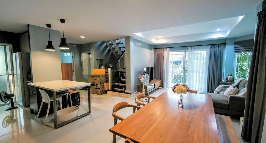 For rent 3 ベッドルーム house in Prawet, Bangkok