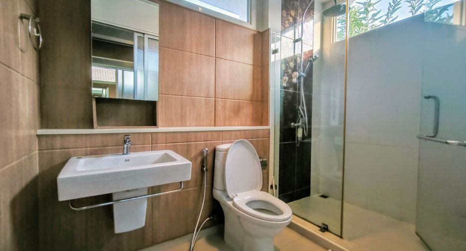 For rent 3 ベッドルーム house in Prawet, Bangkok