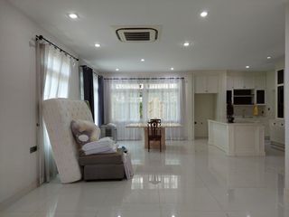 For sale 4 bed house in Bang Phli, Samut Prakan
