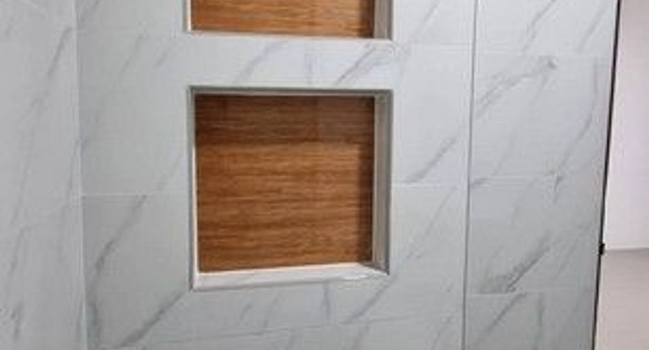 For sale 2 bedrooms townhouse in Saphan Sung, Bangkok