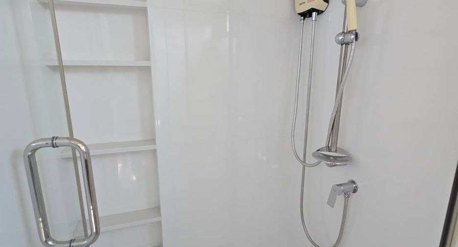 For sale 1 bed condo in Bang Na, Bangkok