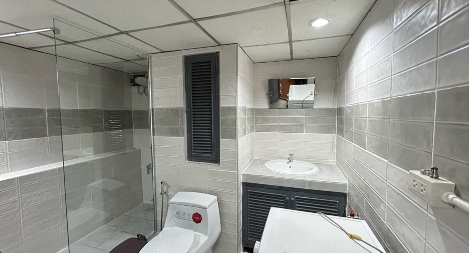 For rent 2 bedrooms condo in Mueang Chiang Mai, Chiang Mai