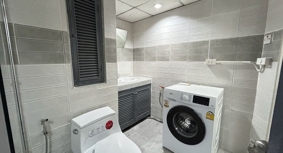 For rent 2 bedrooms condo in Mueang Chiang Mai, Chiang Mai