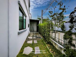 For rent 2 bed townhouse in Bang Phli, Samut Prakan