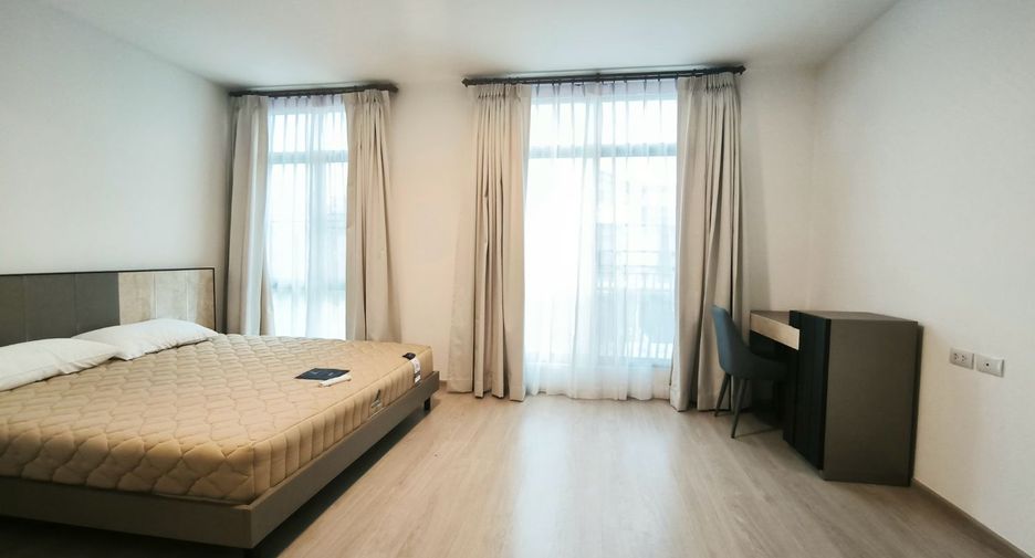 For rent 2 bedrooms townhouse in Bang Phli, Samut Prakan