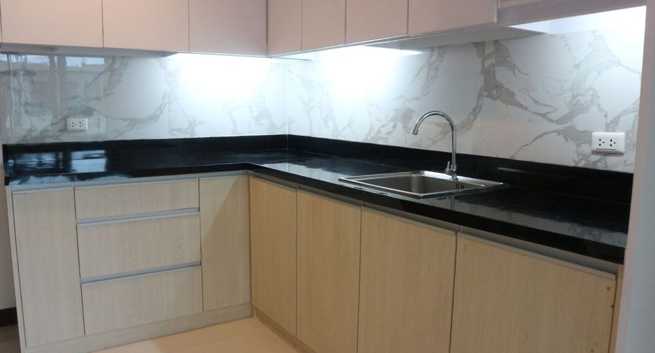For sale 2 bed condo in Mueang Krabi, Krabi