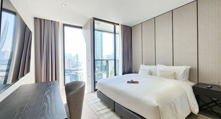 For rent 3 ベッドルーム serviced apartment in Khlong Toei, Bangkok