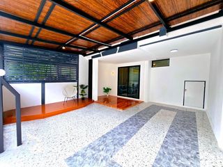For sale 4 bed townhouse in Khlong Sam Wa, Bangkok
