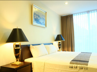 For rent 2 bed serviced apartment in Pathum Wan, Bangkok