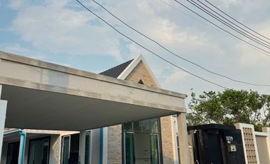 For rent 5 bed villa in Bang Lamung, Chonburi