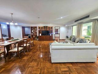 For rent 3 bed serviced apartment in Watthana, Bangkok