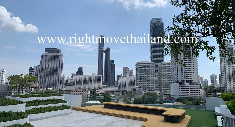 À vendre 2 chambres condo à Watthana, Bangkok