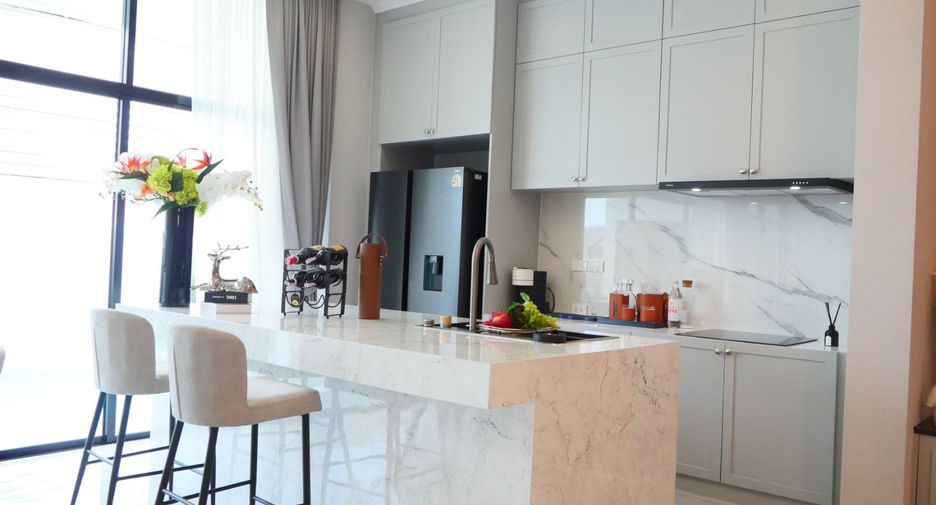 For sale 4 ベッドルーム villa in Bang Lamung, Chonburi