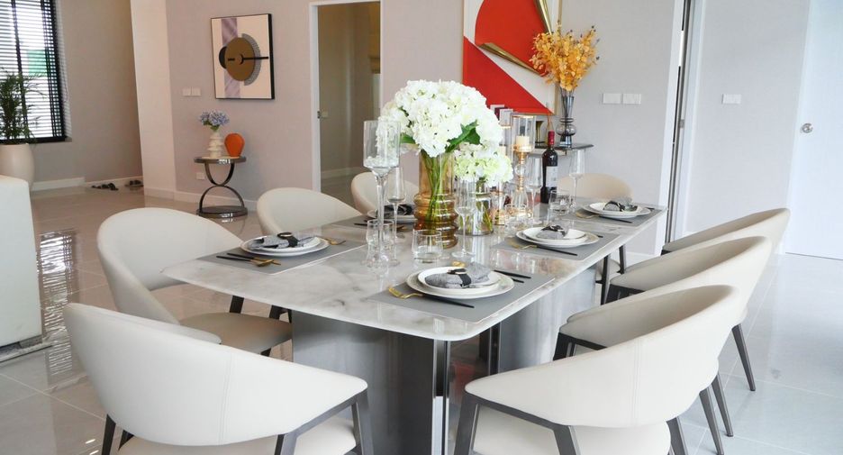 For sale 4 ベッドルーム villa in Bang Lamung, Chonburi