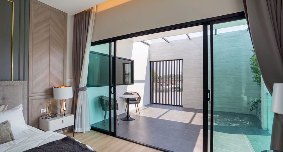 For sale 4 ベッドルーム villa in Bang Lamung, Chonburi