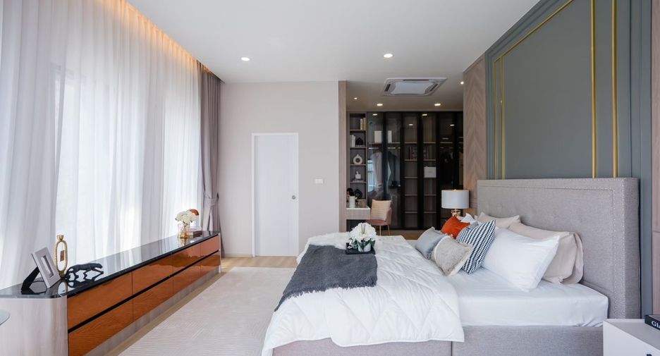 For sale 4 ベッドルーム villa in Bang Lamung, Chonburi