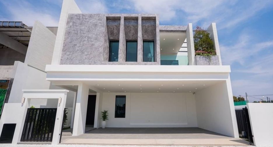For sale 4 ベッドルーム villa in Bang Lamung, Chonburi