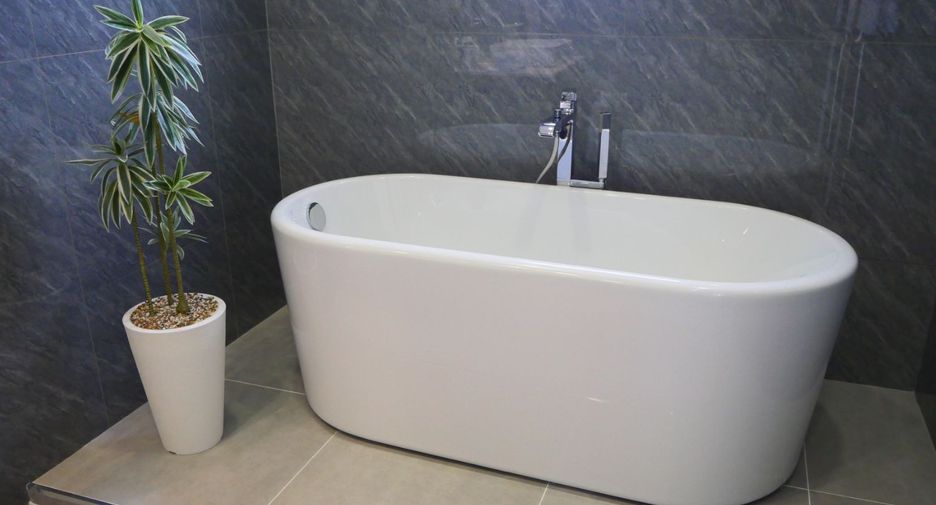 For sale 4 ベッドルーム villa in Bang Lamung, Chonburi