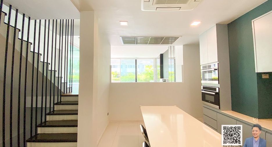 ขาย 4 ห้องนอน บ้านเดี่ยว ใน วัฒนา, กรุงเทพฯ