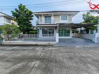 For sale 4 Beds house in Lam Luk Ka, Pathum Thani