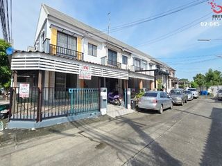 For sale 3 Beds townhouse in Lam Luk Ka, Pathum Thani