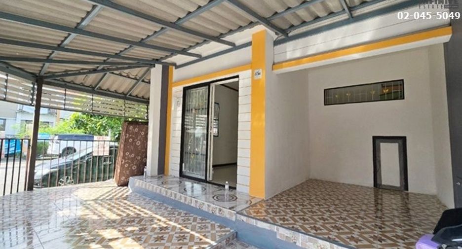 For sale 3 Beds townhouse in Lam Luk Ka, Pathum Thani