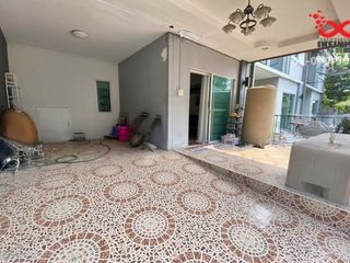 For sale 3 Beds townhouse in Lam Luk Ka, Pathum Thani
