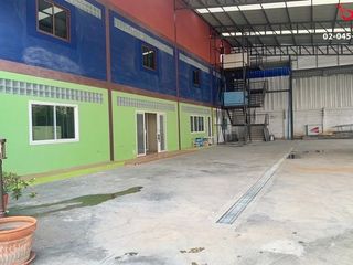 For sale warehouse in Taling Chan, Bangkok