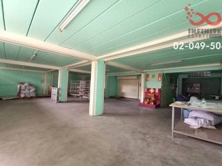 For sale retail Space in Mueang Samut Prakan, Samut Prakan