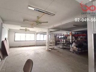For sale retail Space in Mueang Samut Prakan, Samut Prakan