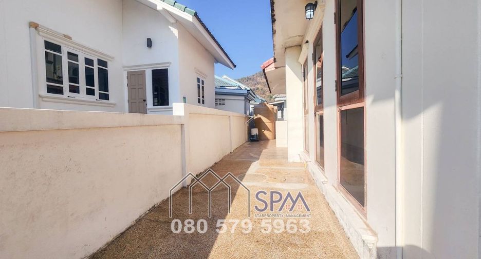For sale 3 bedrooms villa in Hua Hin, Prachuap Khiri Khan