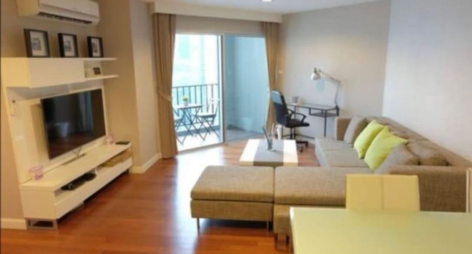 For sale 2 bed condo in Huai Khwang, Bangkok