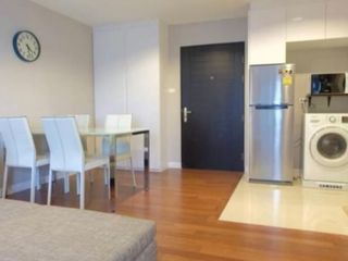 For sale 2 Beds condo in Huai Khwang, Bangkok