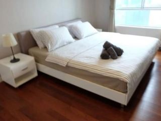 For sale 2 Beds condo in Huai Khwang, Bangkok